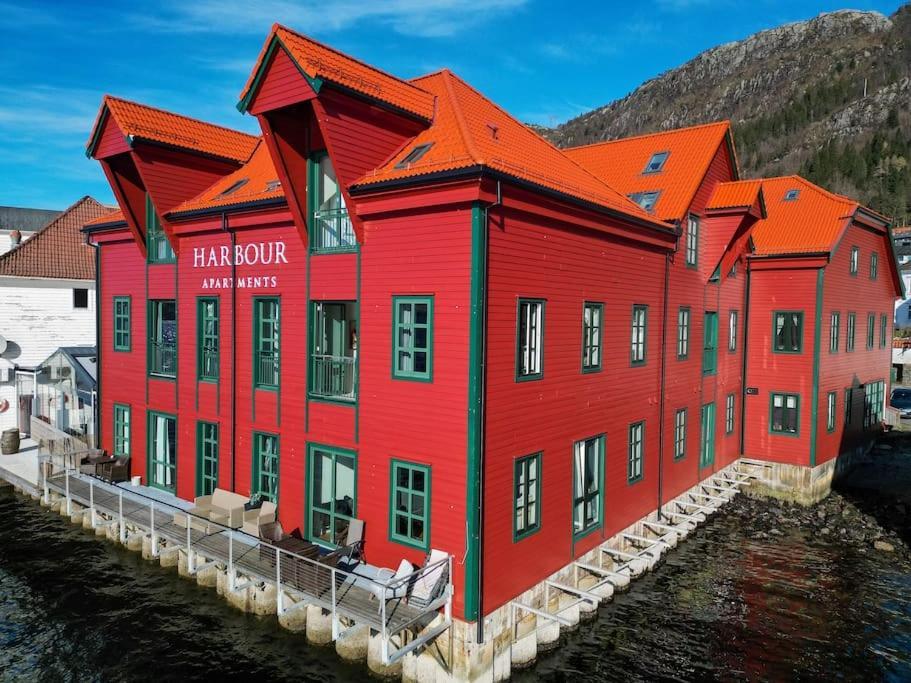 Seafront Apt. With Elevator And French Balcony Bergen Exterior photo